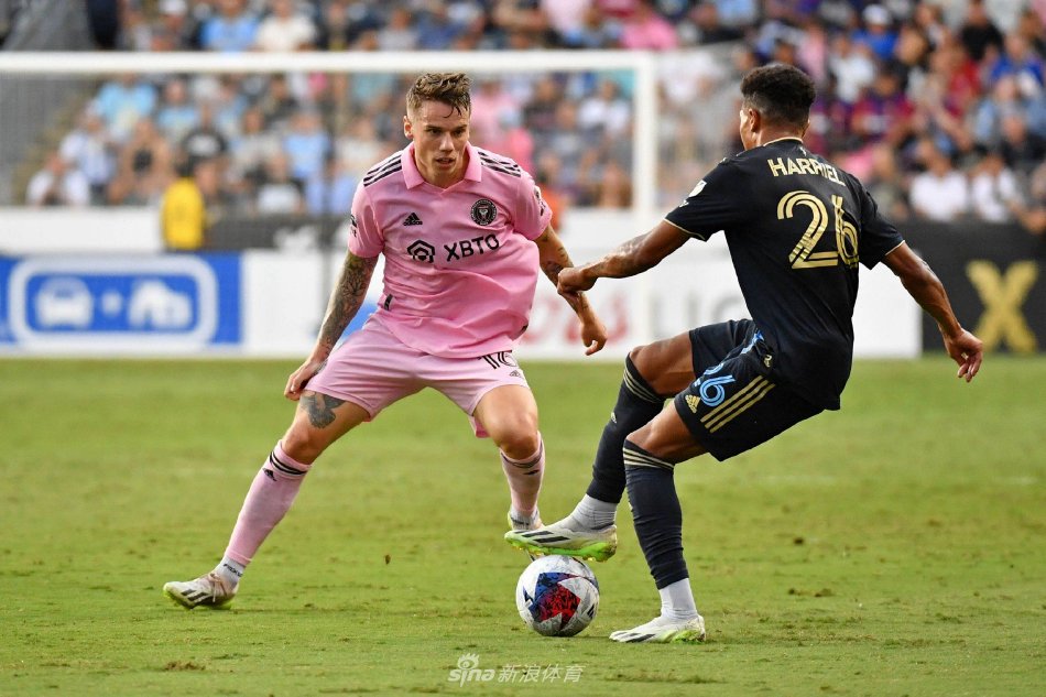 力都让他的 力都让他的