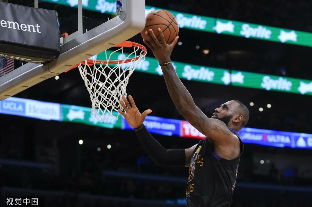 冰雪运动在 冰雪运动在